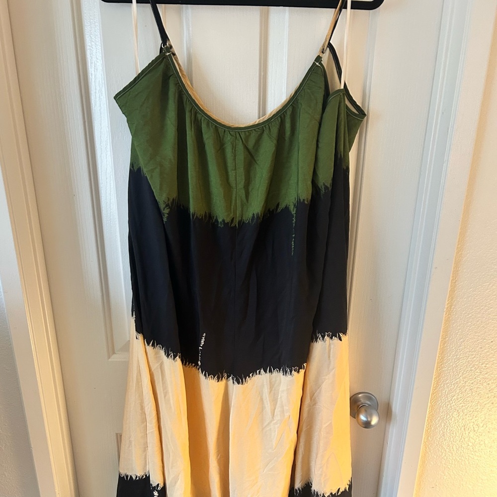 Color Block Jumpsuit - Picture 3 of 7
